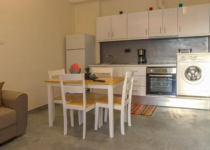 Danai House